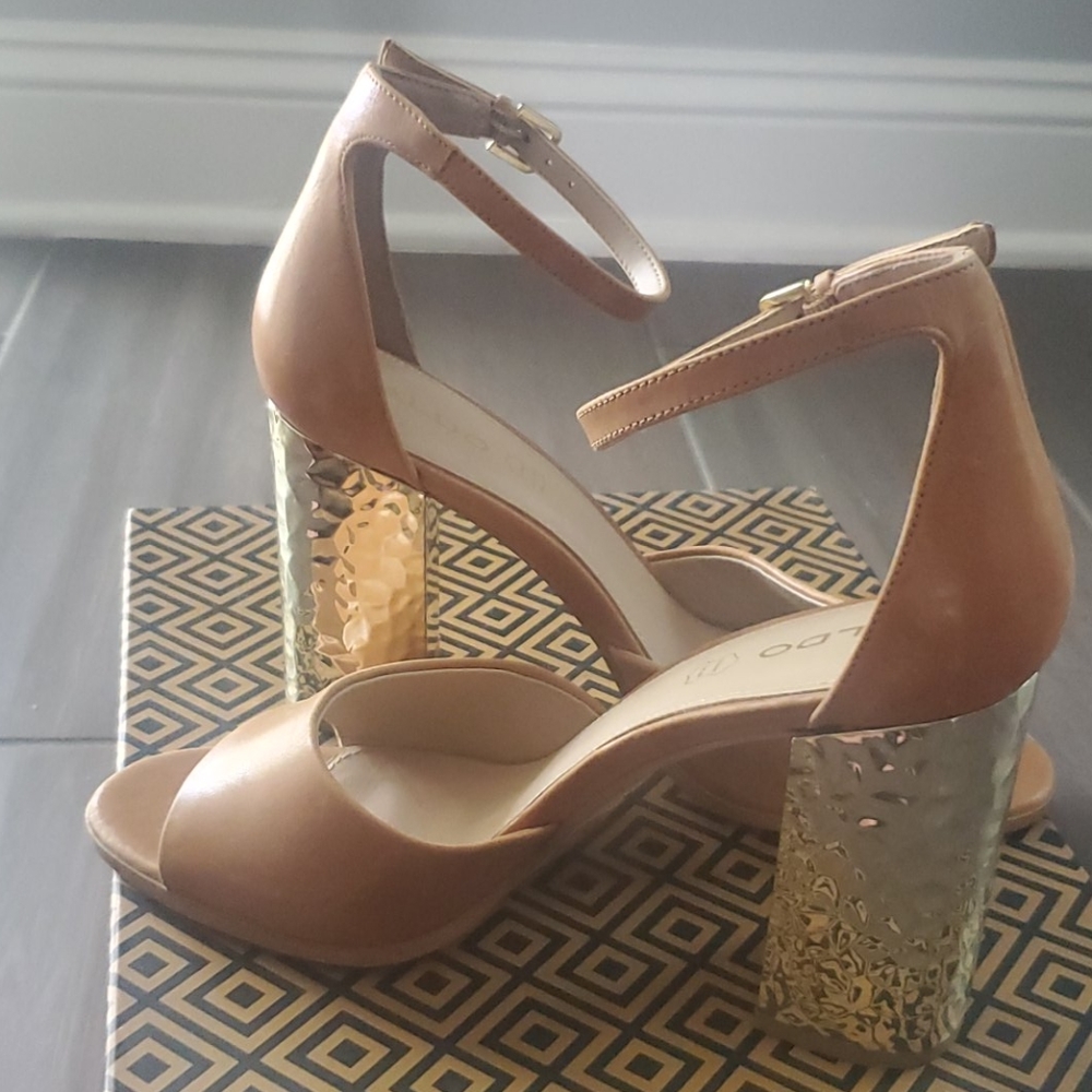 Aldo Chunky Hill Sandal - Picture 6 of 8